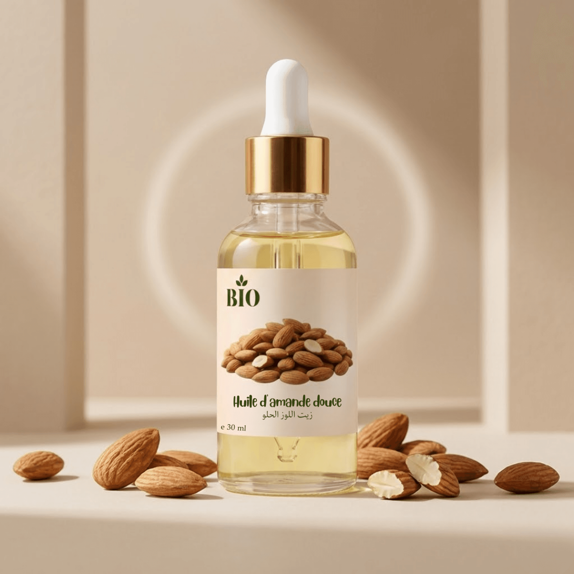 Découvrez les bienfaits de l'huile d'amande douce pour les soins du visage et de la peau.