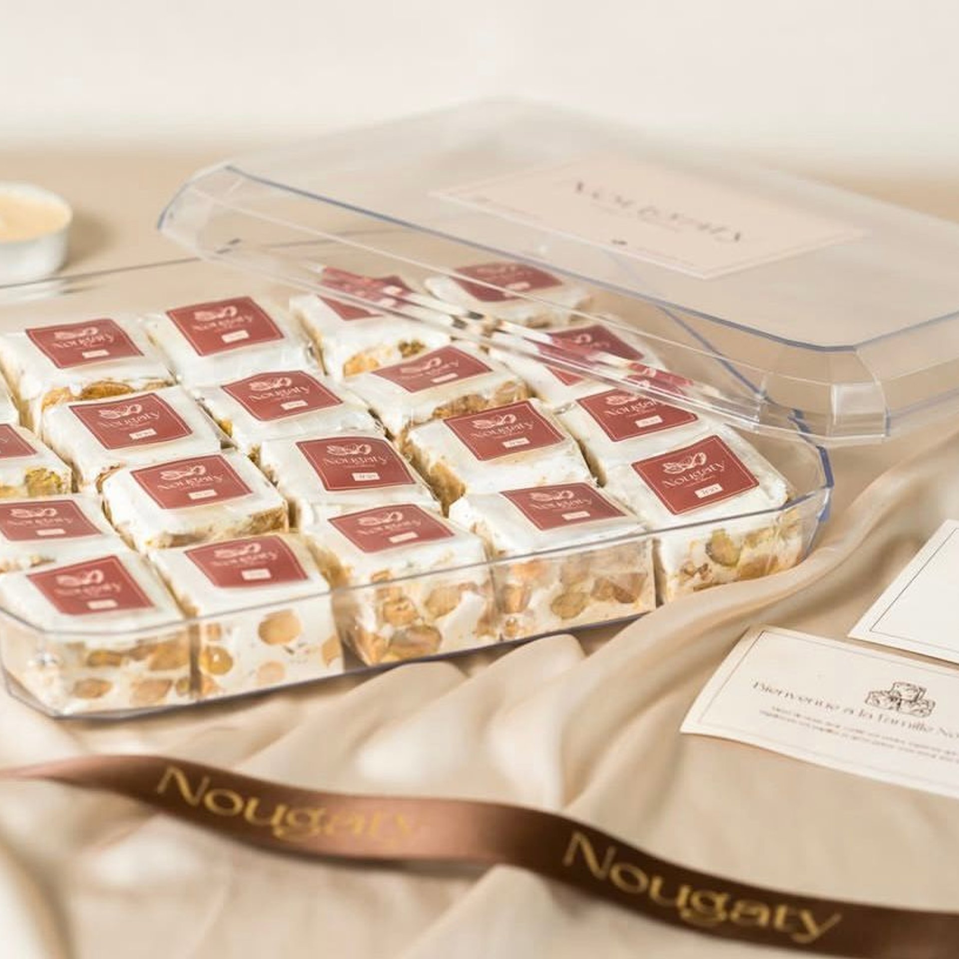 Coffret Nougat Trio – 24 pièces - Image 1 of 1