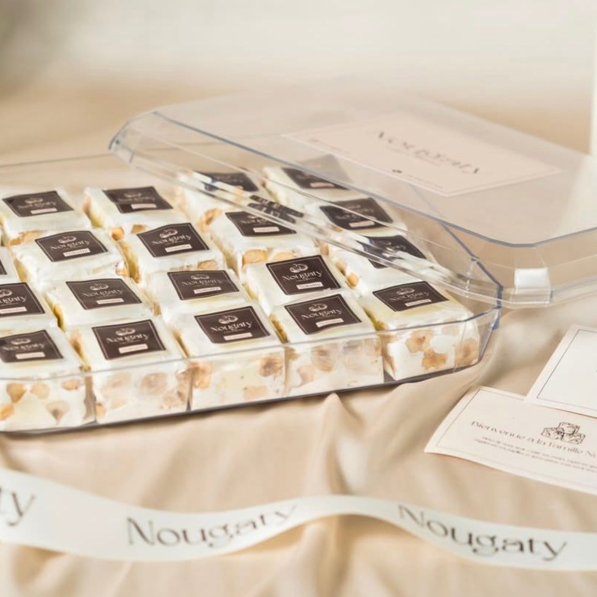 Coffret Nougat Noisette – 24 pièces - Image 1 of 1