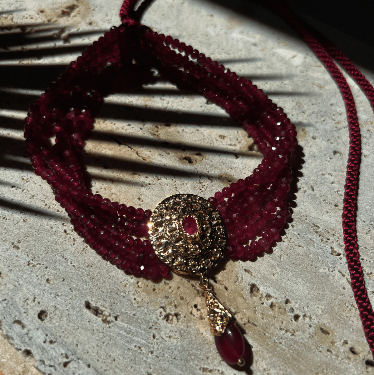 MODHILA CHOKER - Image 1 of 1
