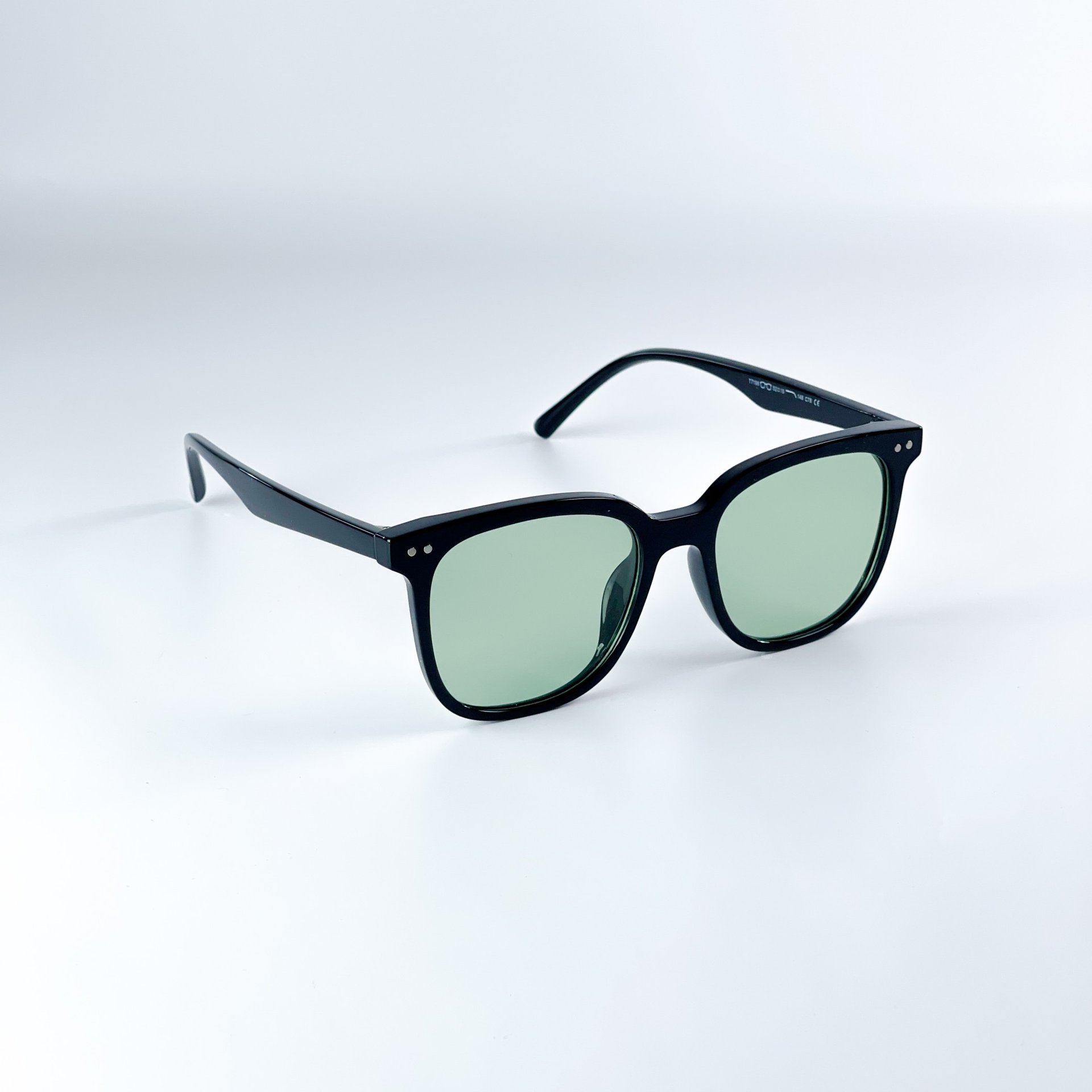 AGHILAS - Image 1 of 1