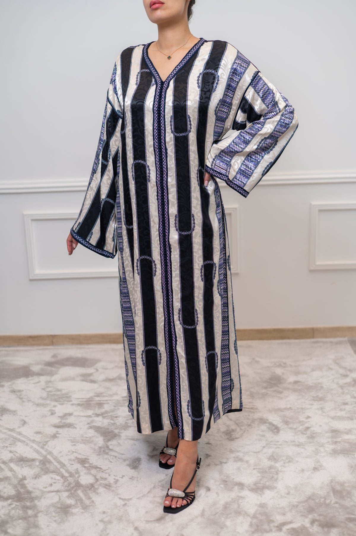 ROBE CAFTAN LOOK 01 - Image 1 of 4