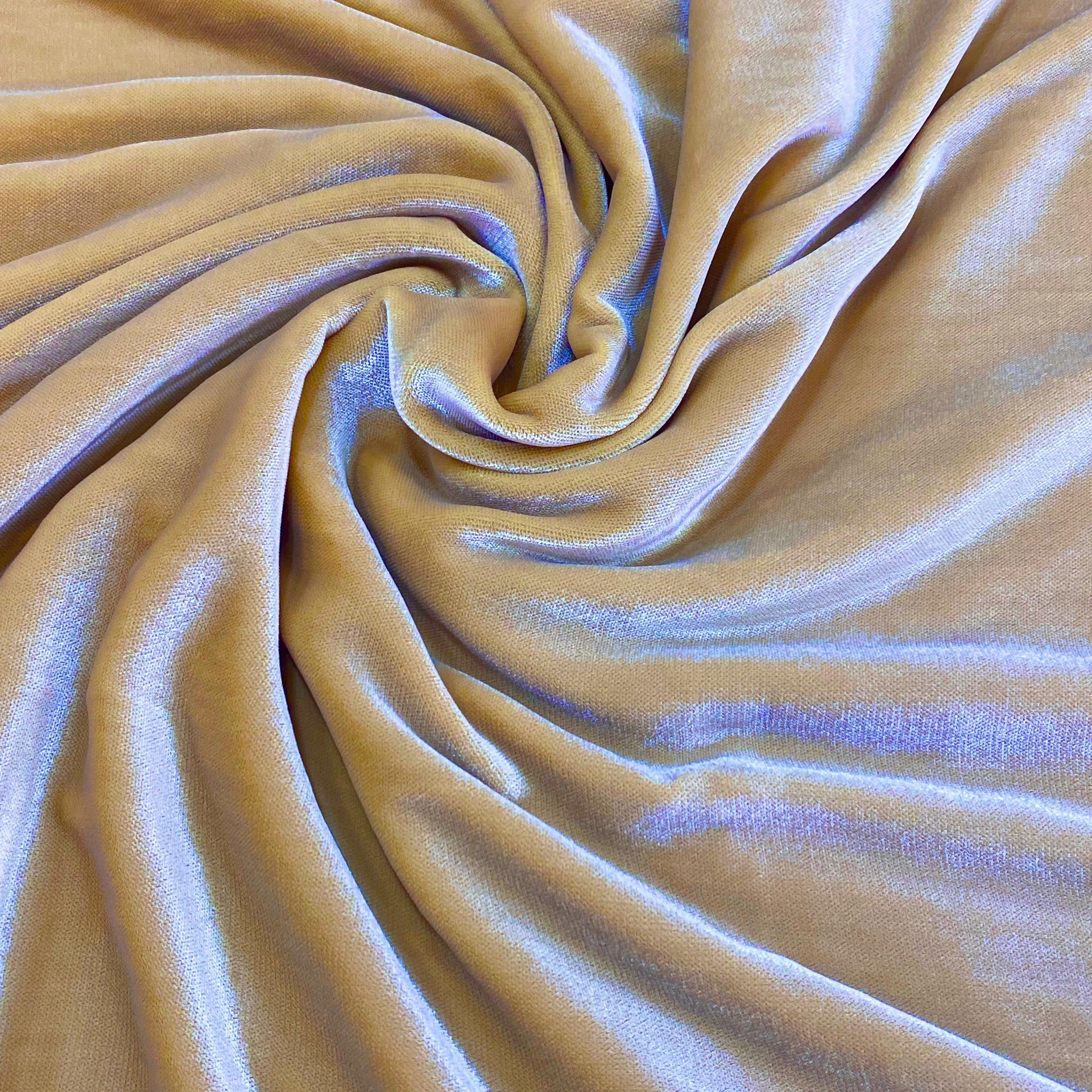 Tissu Velours de Soie  - Image 1 of 1