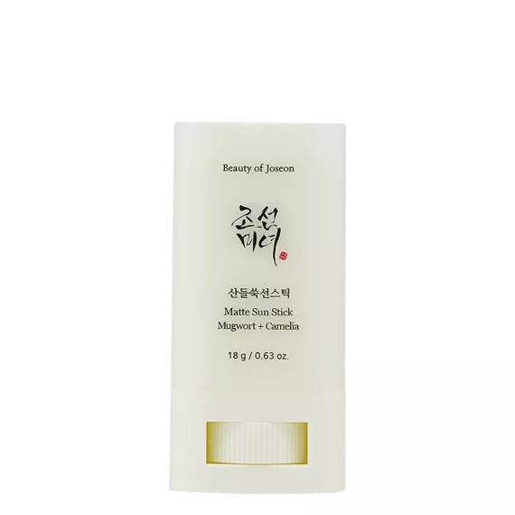Sun Stick Mugwort + Camelia Spf 50+ Pa + - Stick Solaire Hydratant et Anti-inflammatoire à L’extrait D’armoise et Camélia pour Peaux Sensibles - Image 1 of 1