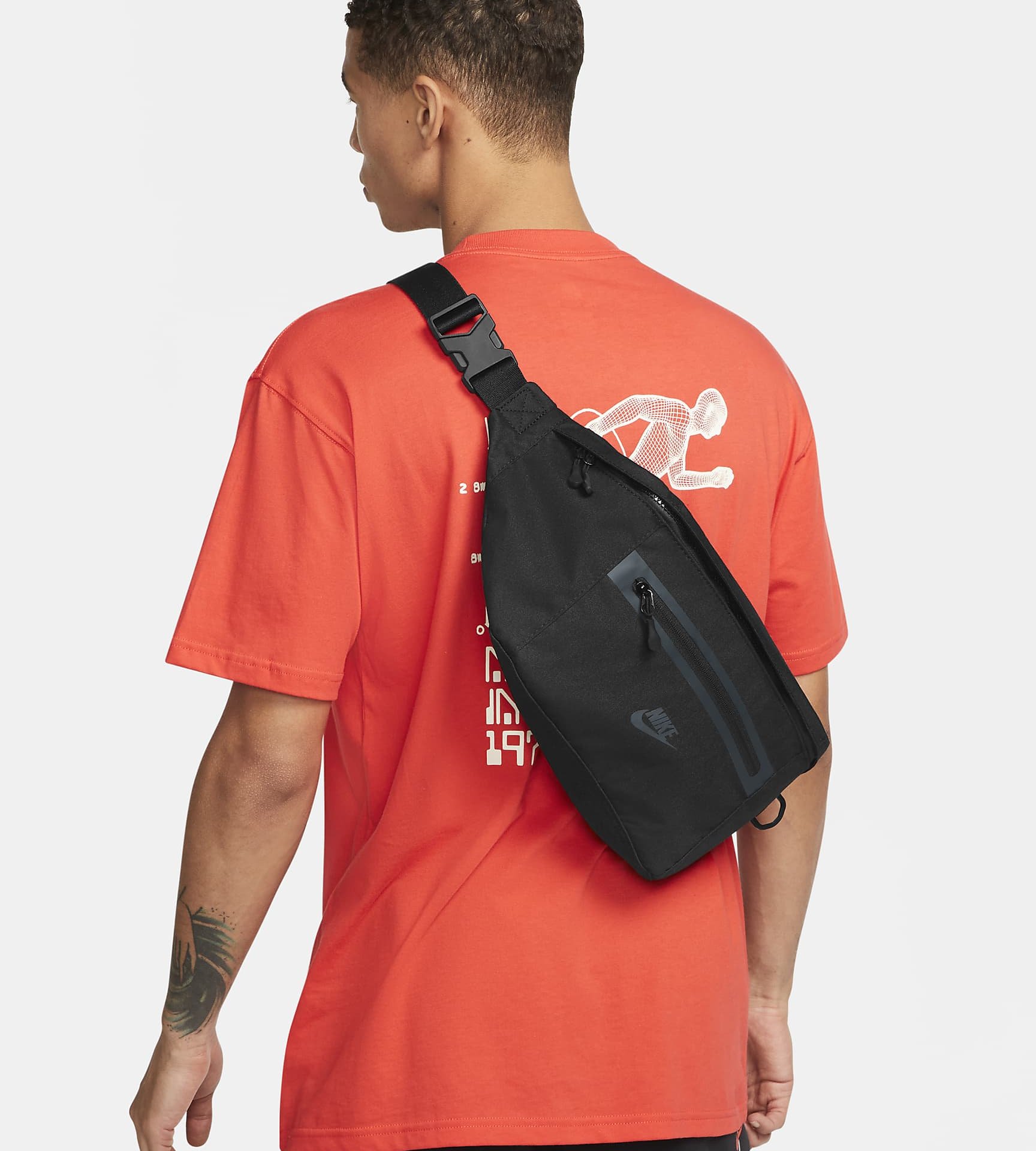 Nike Elemental Premium Sac banane (8 L) - Image 1 of 2