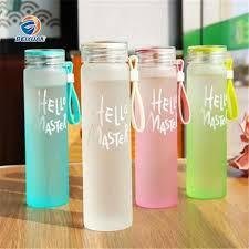 Bouteille d'eau de Sport Isotherme en Plastique Sans BPA et Anti-Fuite qui Garde Les Boissons Chaudes et Froides Pour le Sport, le Cyclisme, la Salle de Sport et La Course à Pied - 500ml - ( couleurs aléatoires ) - Image 1 of 4