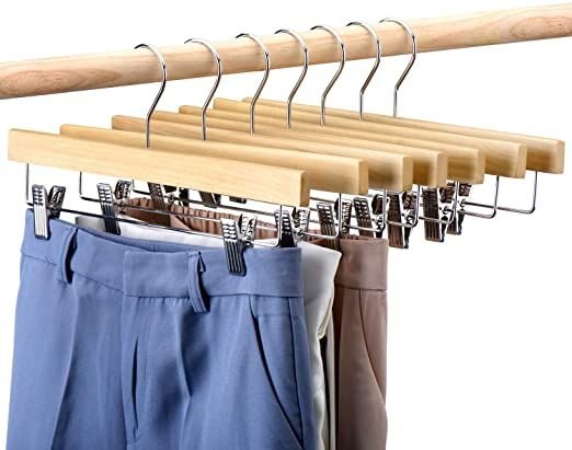 Optimisez L’espace de Votre Dressing avec Nos Cintres en Bois pour Jupes - Image 1 of 4