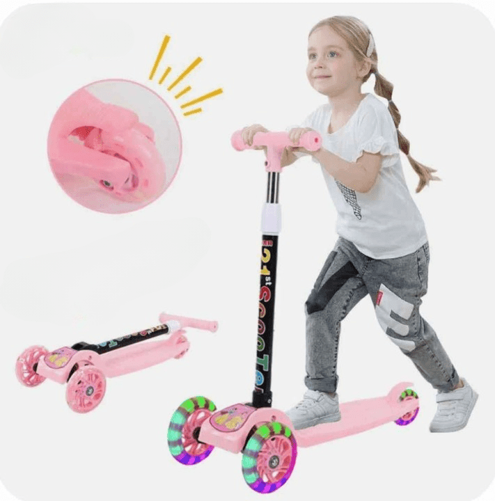 Trottinette pliable pour enfants avec trois options de hauteur - Image 1 of 2