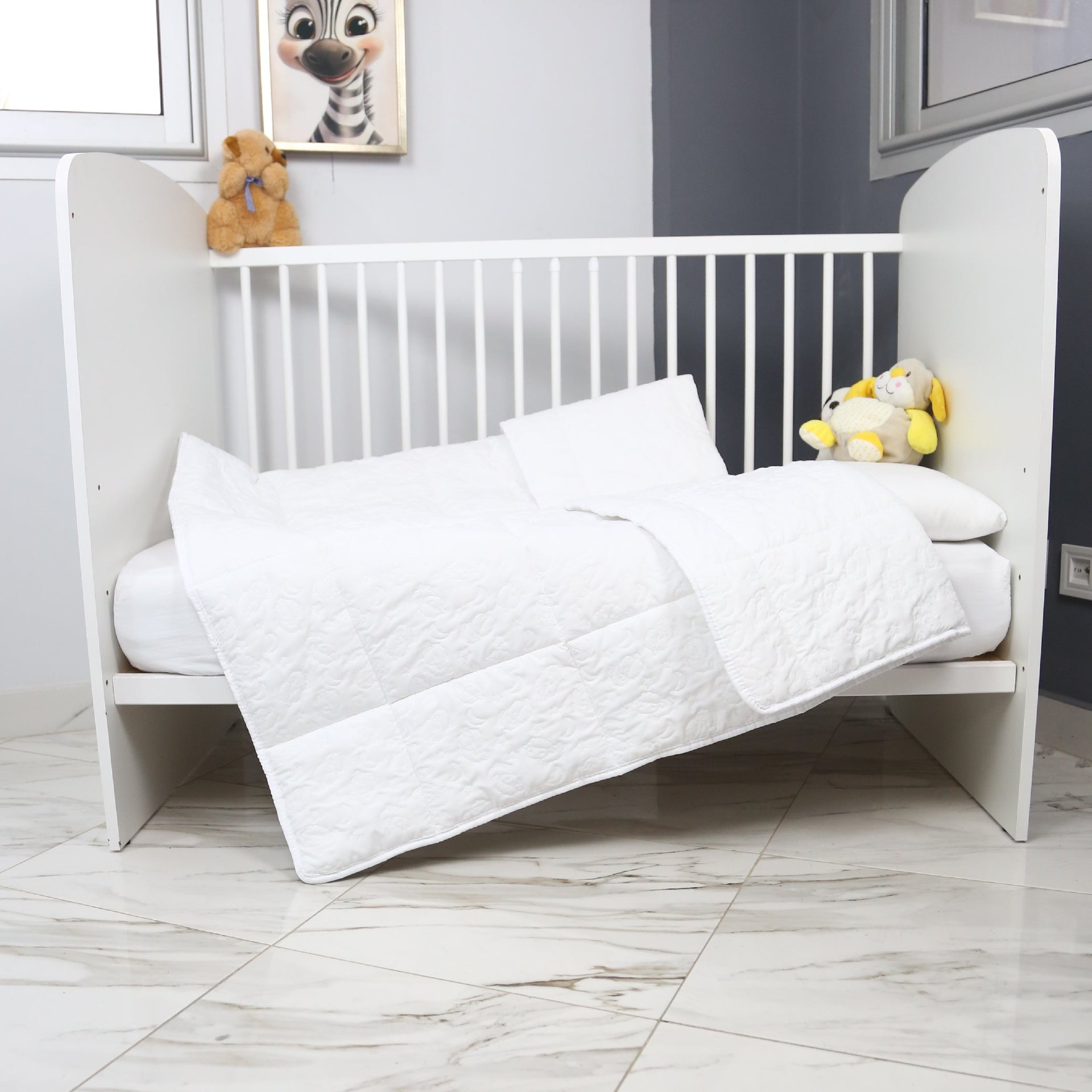 Couette Bébé Blanche Iberia (110x125 Cm) - C+++ Et Antiallergique - Image 1 of 4