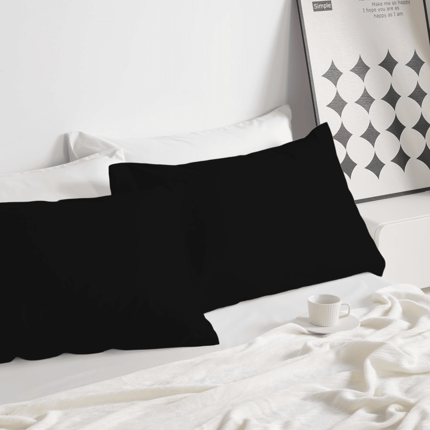 2 Taies d'Oreiller Uni Noir Élégance (50x70cm) // Doux & Antiallergique  - Image 1 of 4