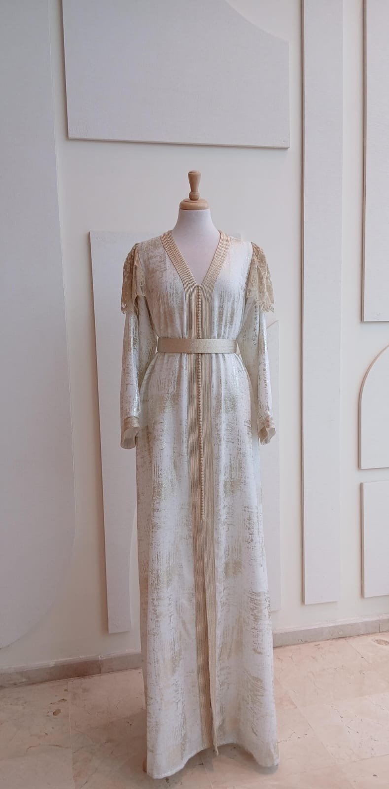 Caftan - Image 1 of 1