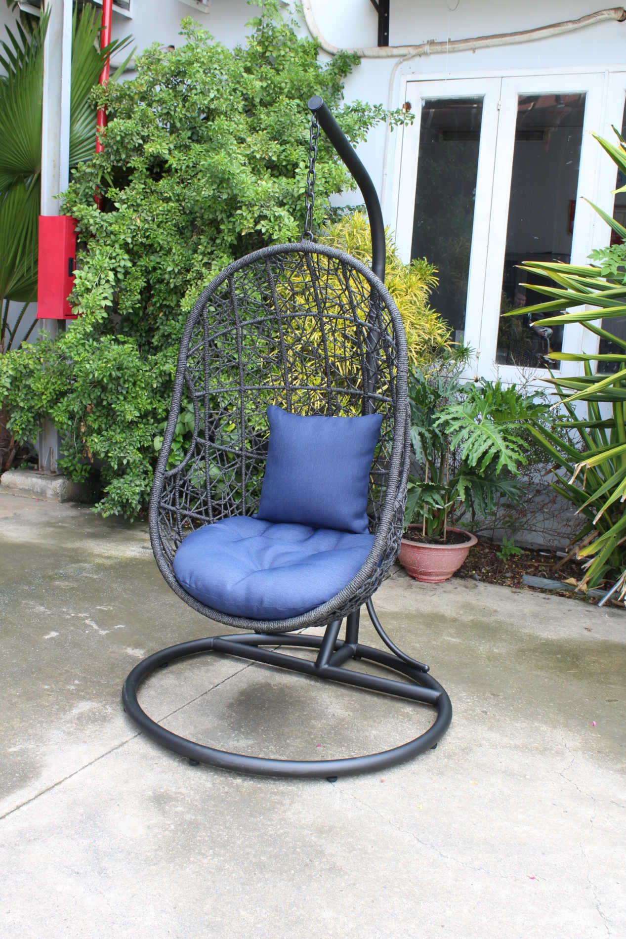 TONY Fauteuil suspendu de jardin en métal et corde - Image 1 of 4