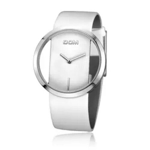 Montre-bracelet Japonaise , Qualité Étanche, Simple Avec Boite - Image 1 of 3