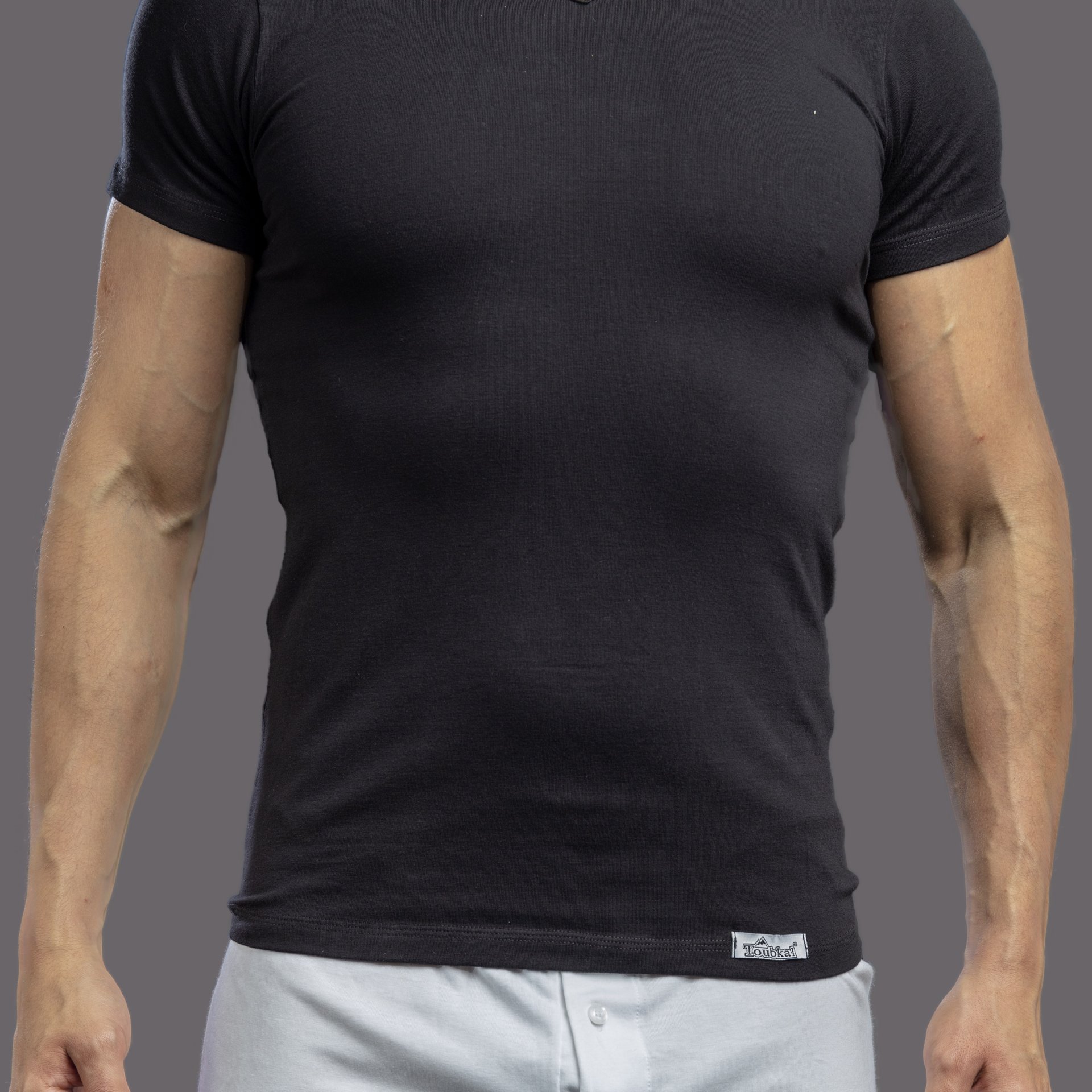 T-shirt Col V Coton Uni - Image 1 of 1