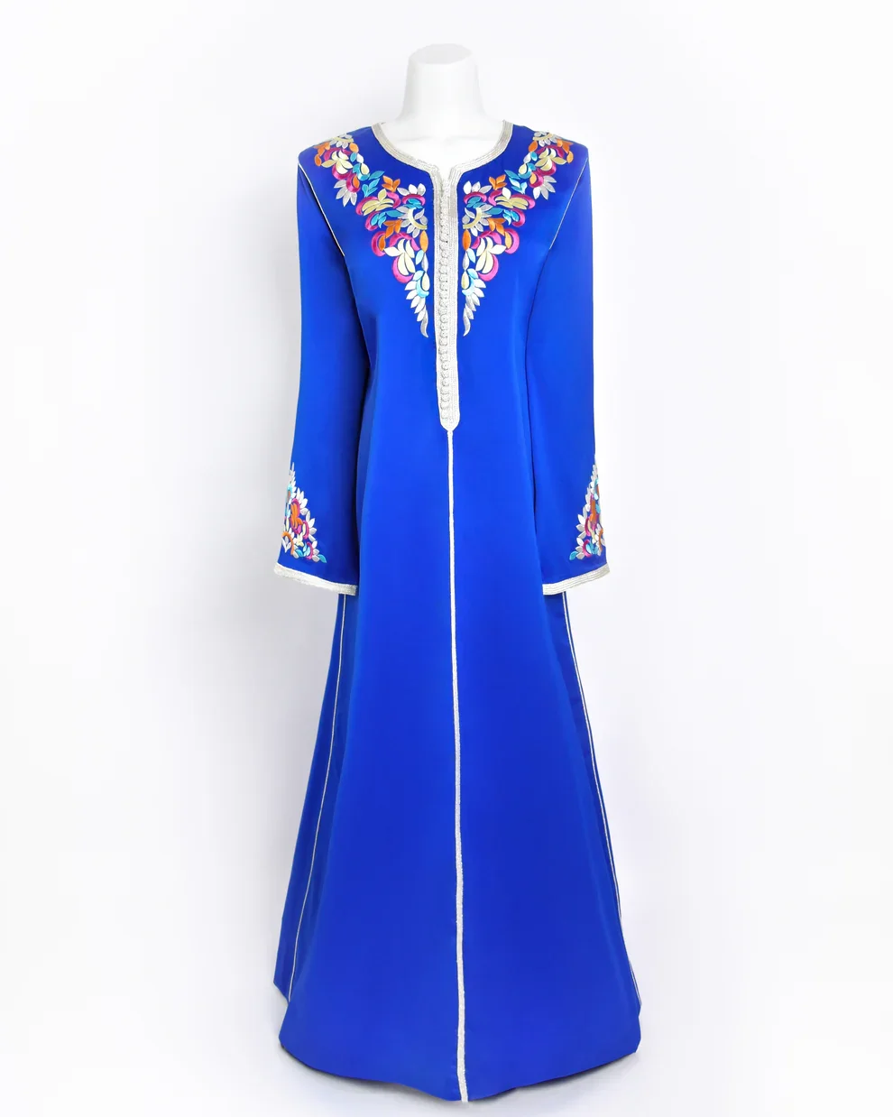 Caftan en crêpe de soie bleu - Image 1 of 3