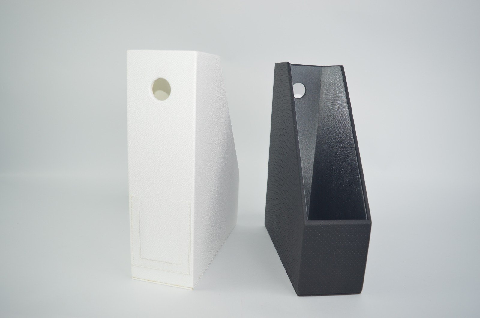 Porte document - Image 1 of 1