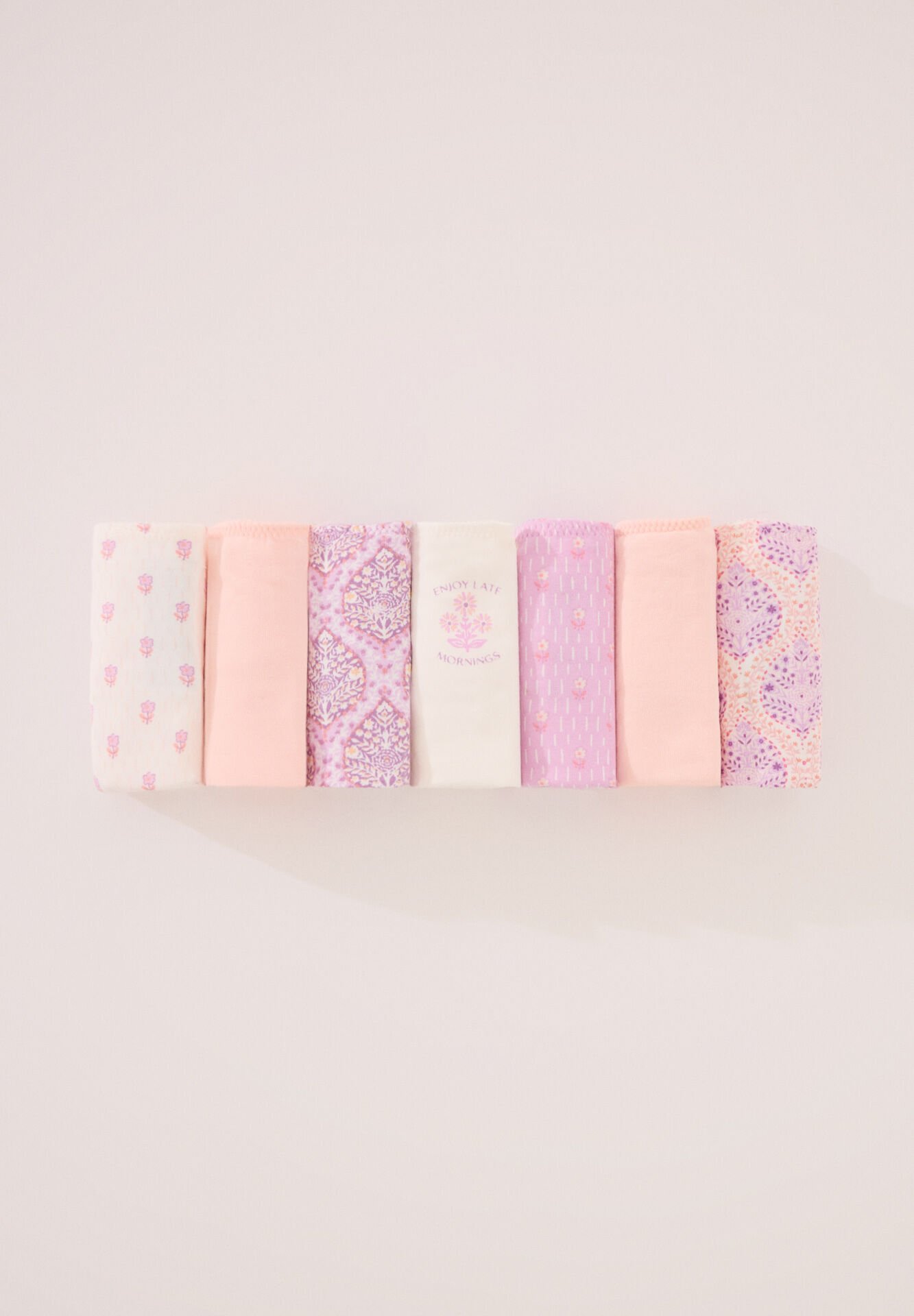 Lot de 7 Tongs en Coton dans les Tons - Image 1 of 4