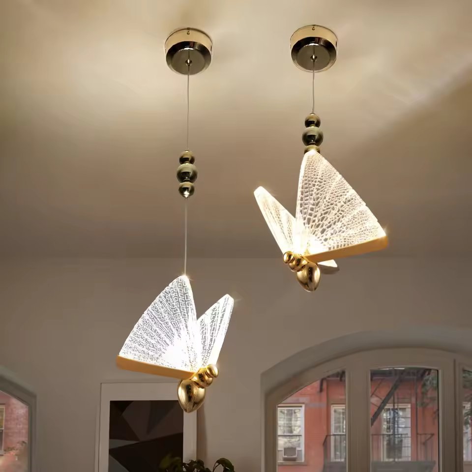 Lampe suspendue – Papillon créative - Image 1 of 4