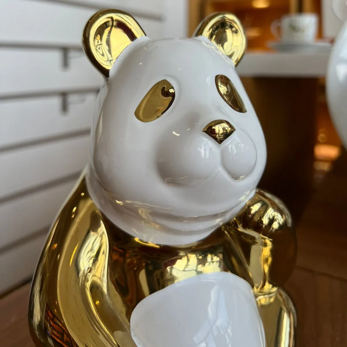 DECOR PANDA STATUE B - Image 1 of 4