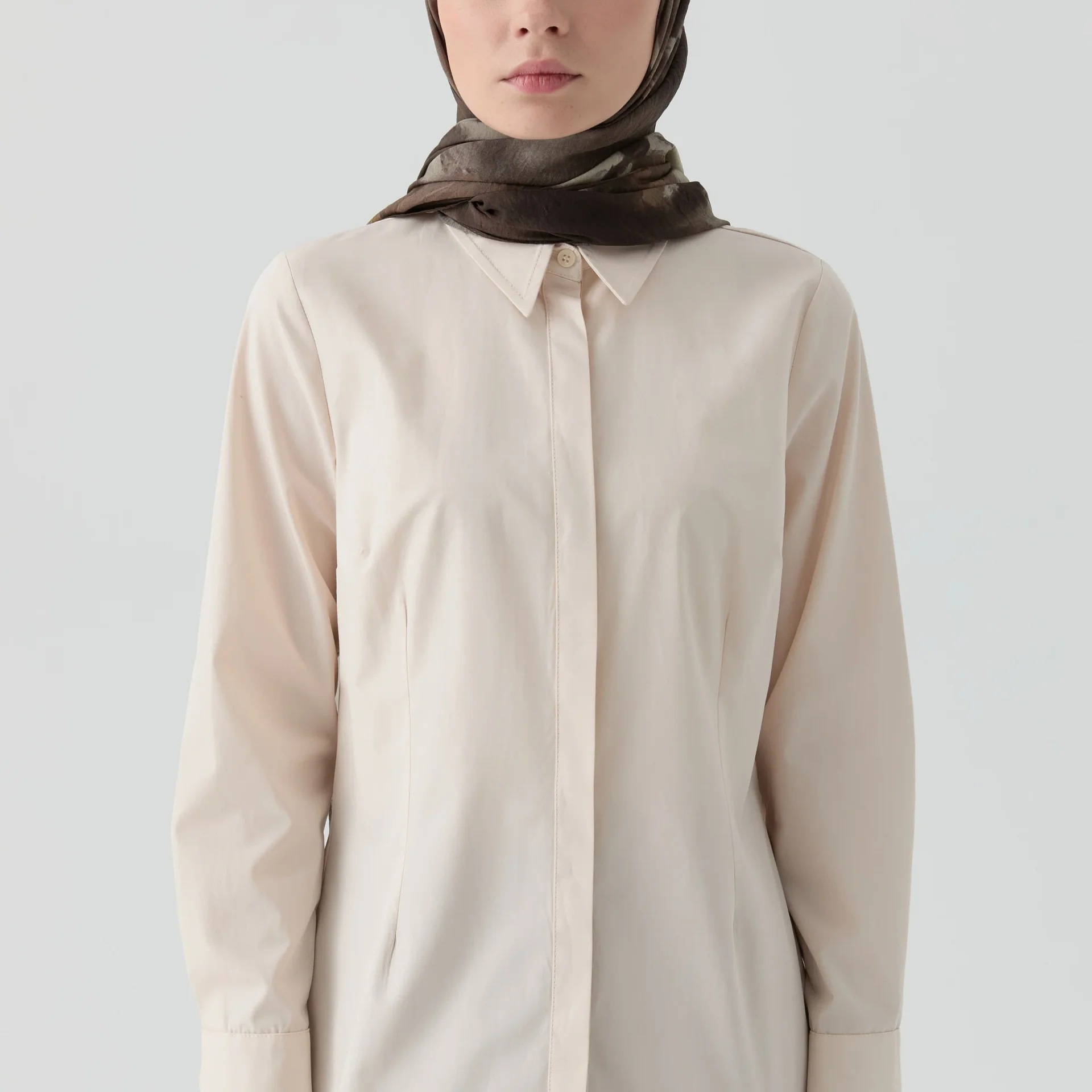 Chemise En Popeline Avec Pinces - Image 1 of 1