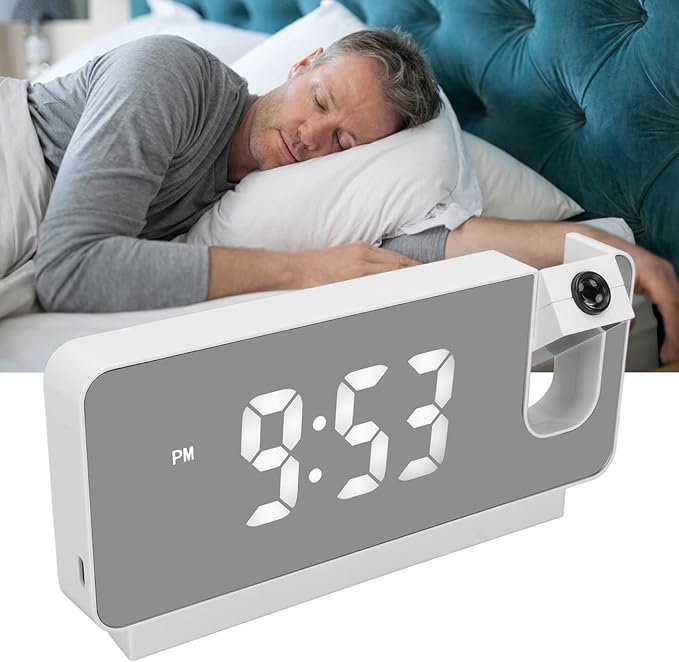 Réveil À Projection Pour Chambre À Coucher, Horloge Numérique Led À Projection Sur Plafond Et Mur 180 ° - Image 1 of 4