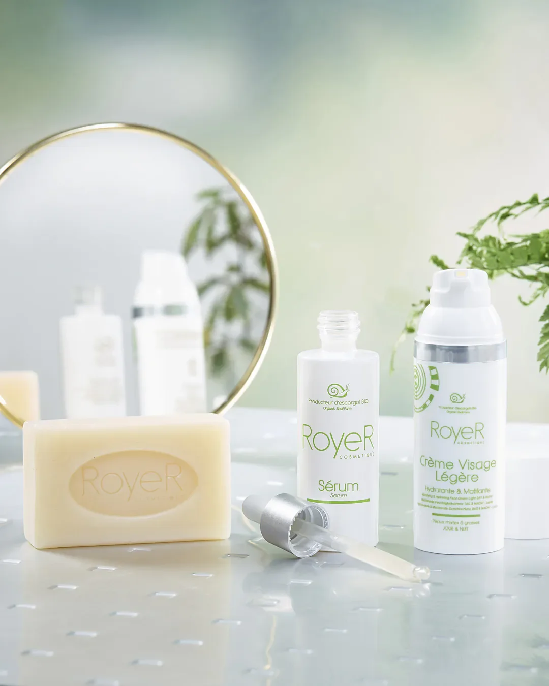 Routine Complète – Savon, Sérum Et Crème Visage Légère - Image 1 of 1