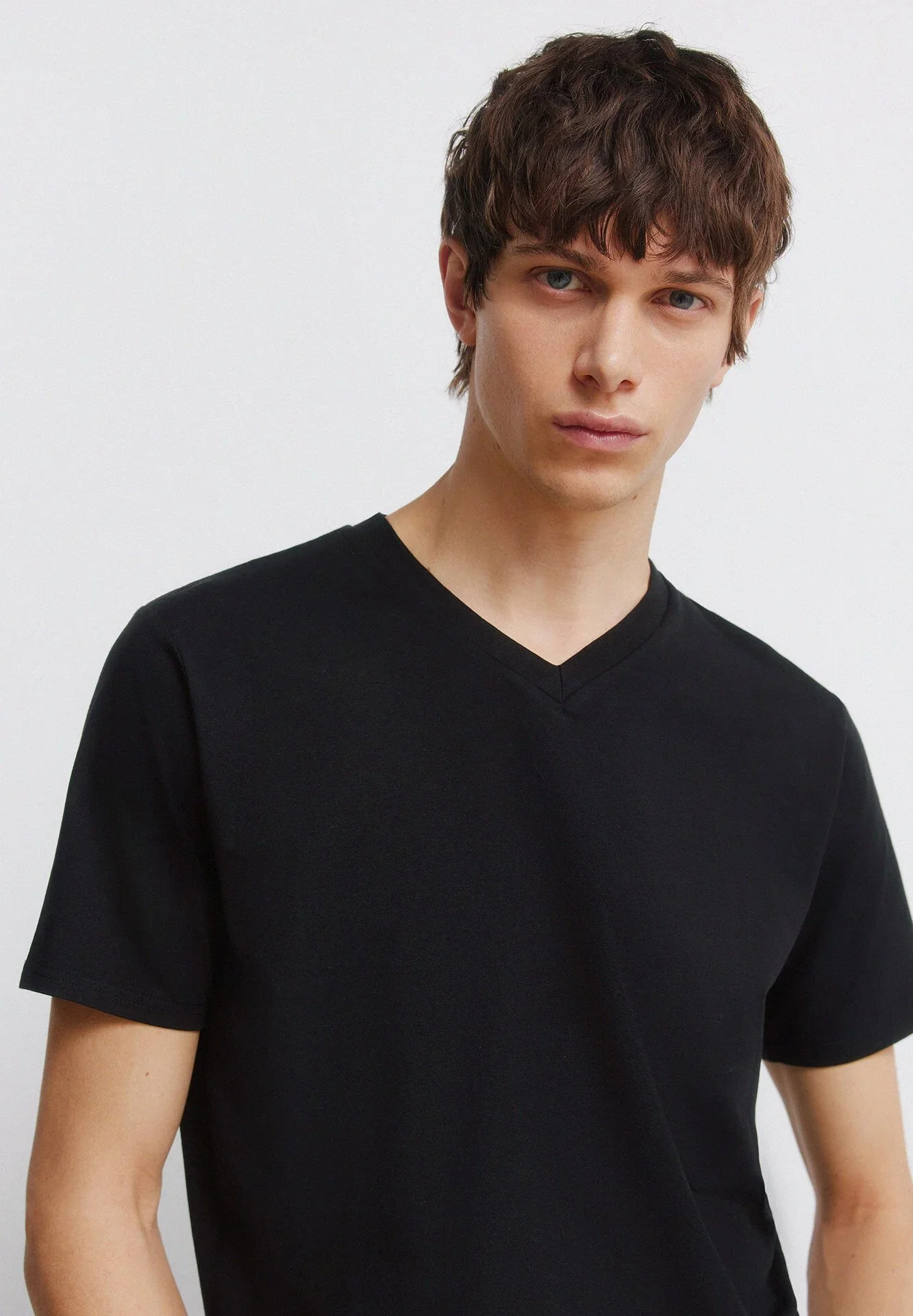 T-shirt En Lycra Col V - Image 1 of 4