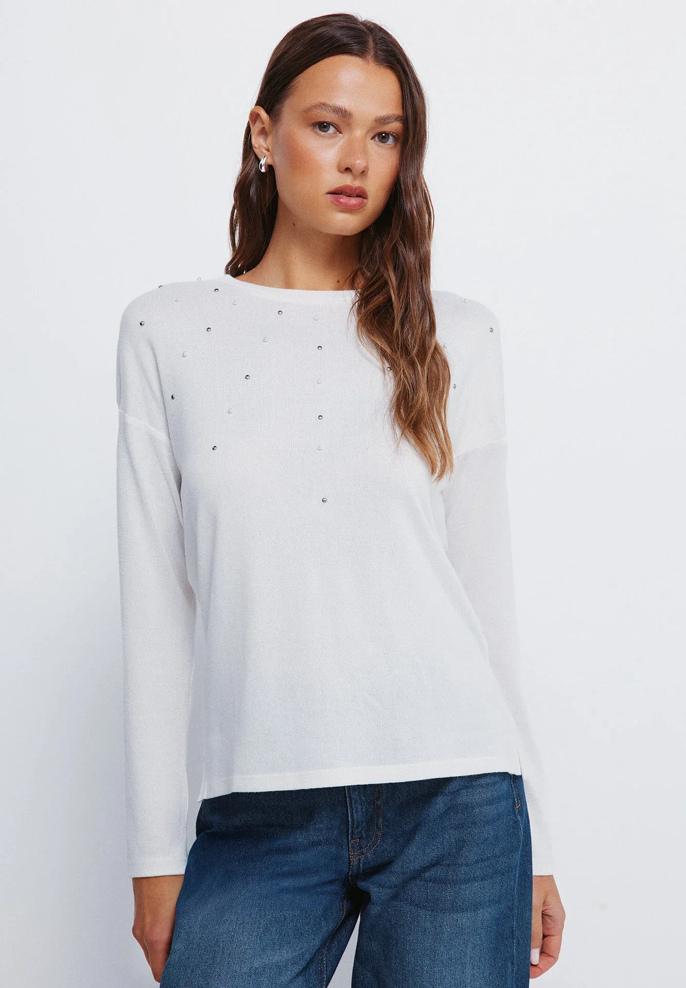 T-shirt Clouté Positionné - Image 1 of 4