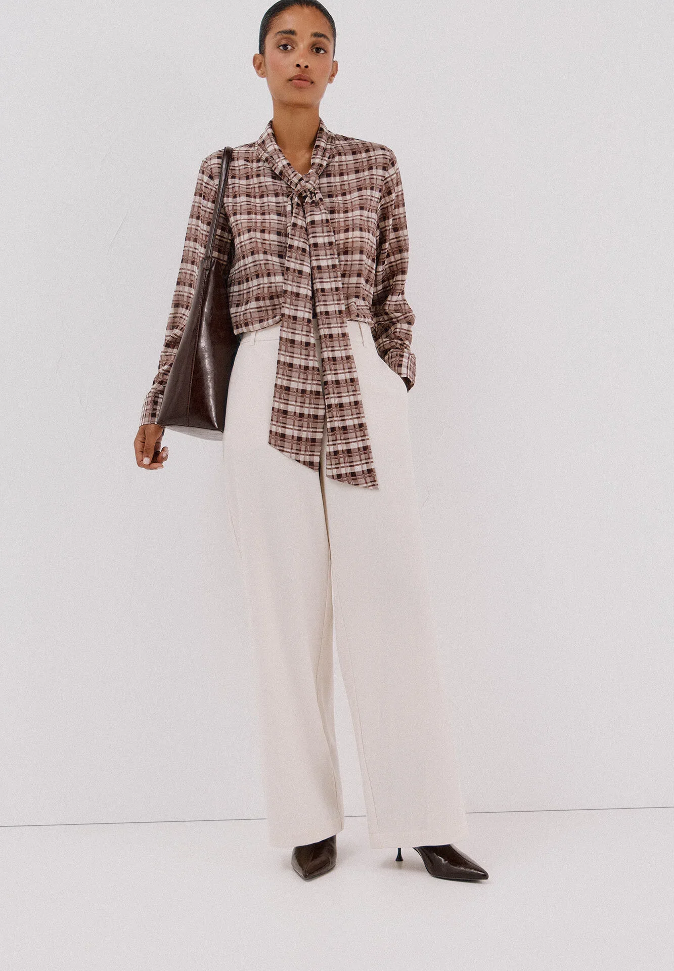 Blouse À Imprimé À Carreaux Avec Nœud - Image 1 of 4