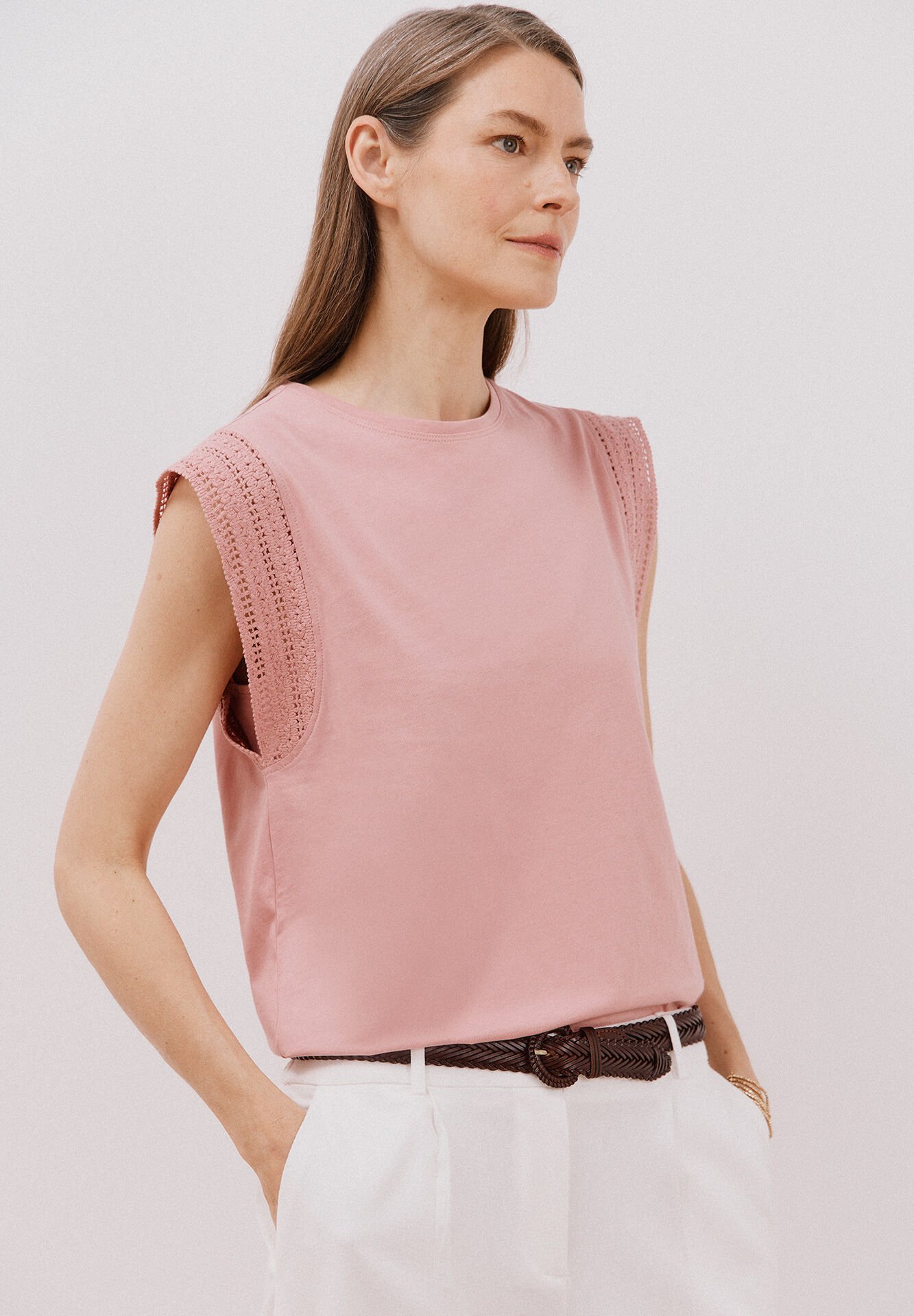 T-shirt à manches crochetées - Image 1 of 4