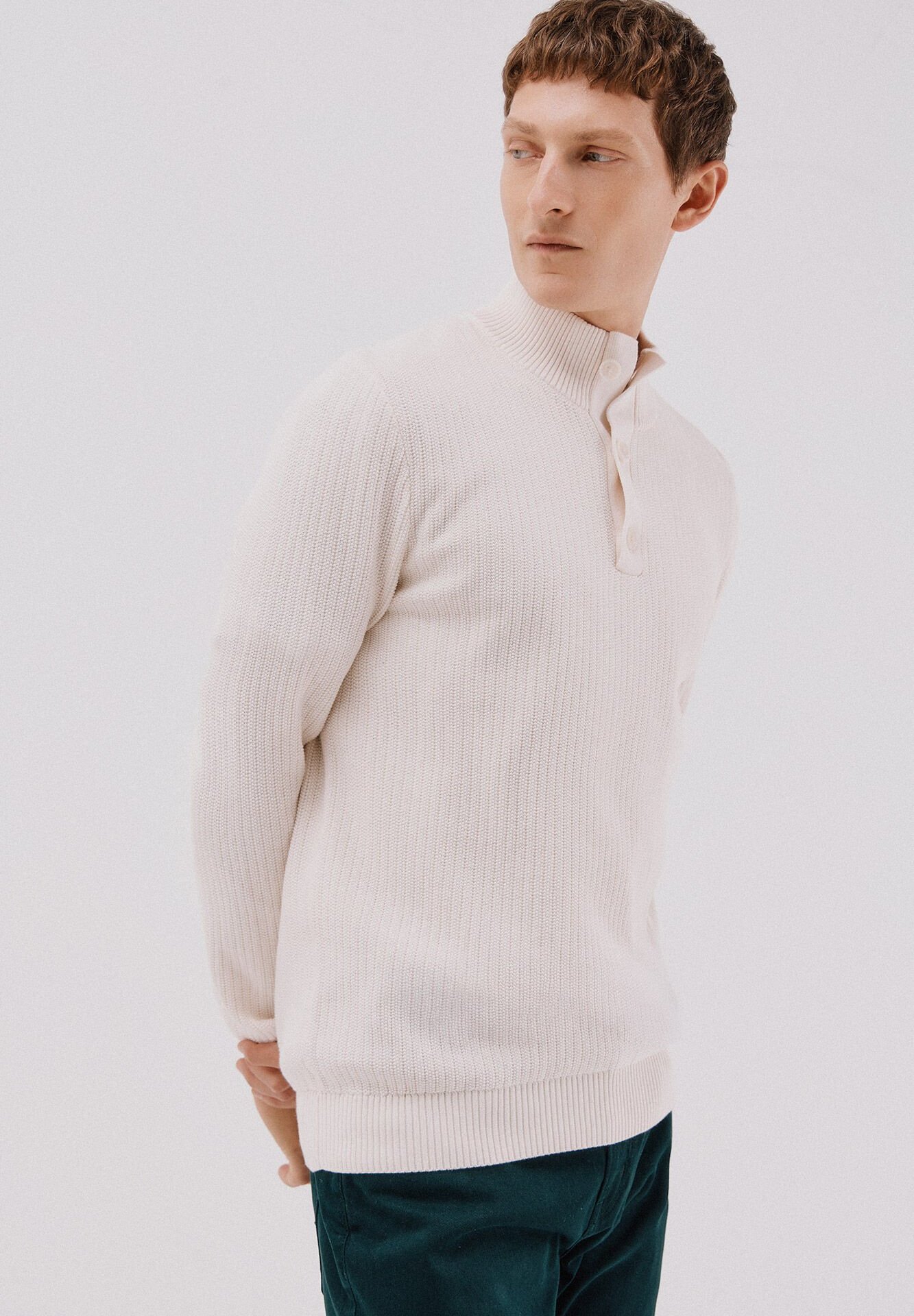 Tricot - Image 1 of 4