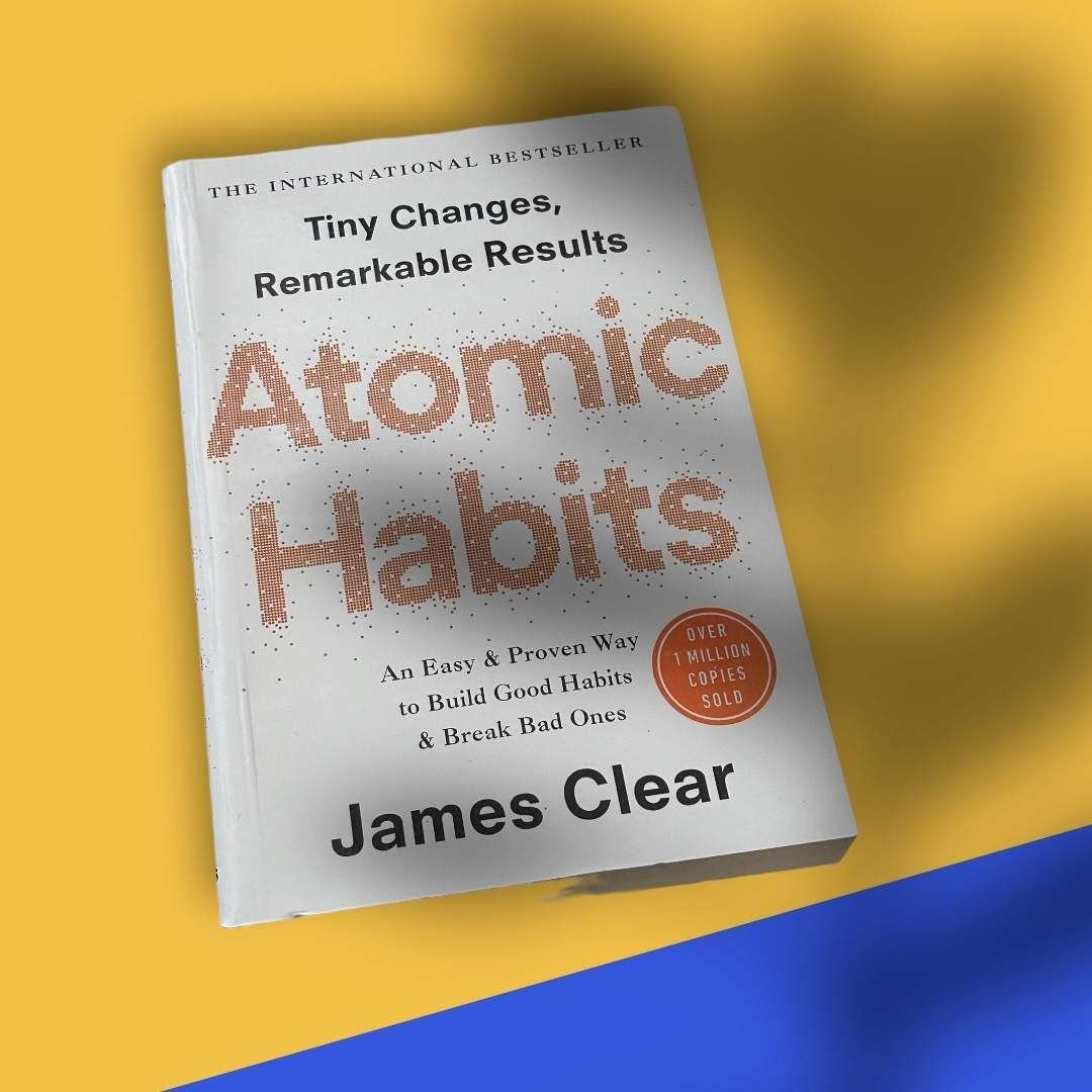 Atomic Habits - James Clear - Image 1 of 1