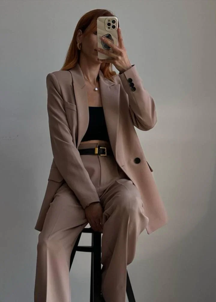 Ensemble Tailleur Nude - Image 1 of 4