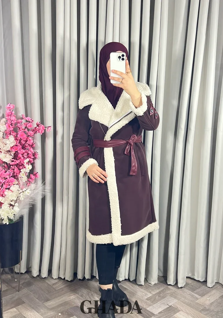 Manteau Long En Bordeaux - Image 1 of 4