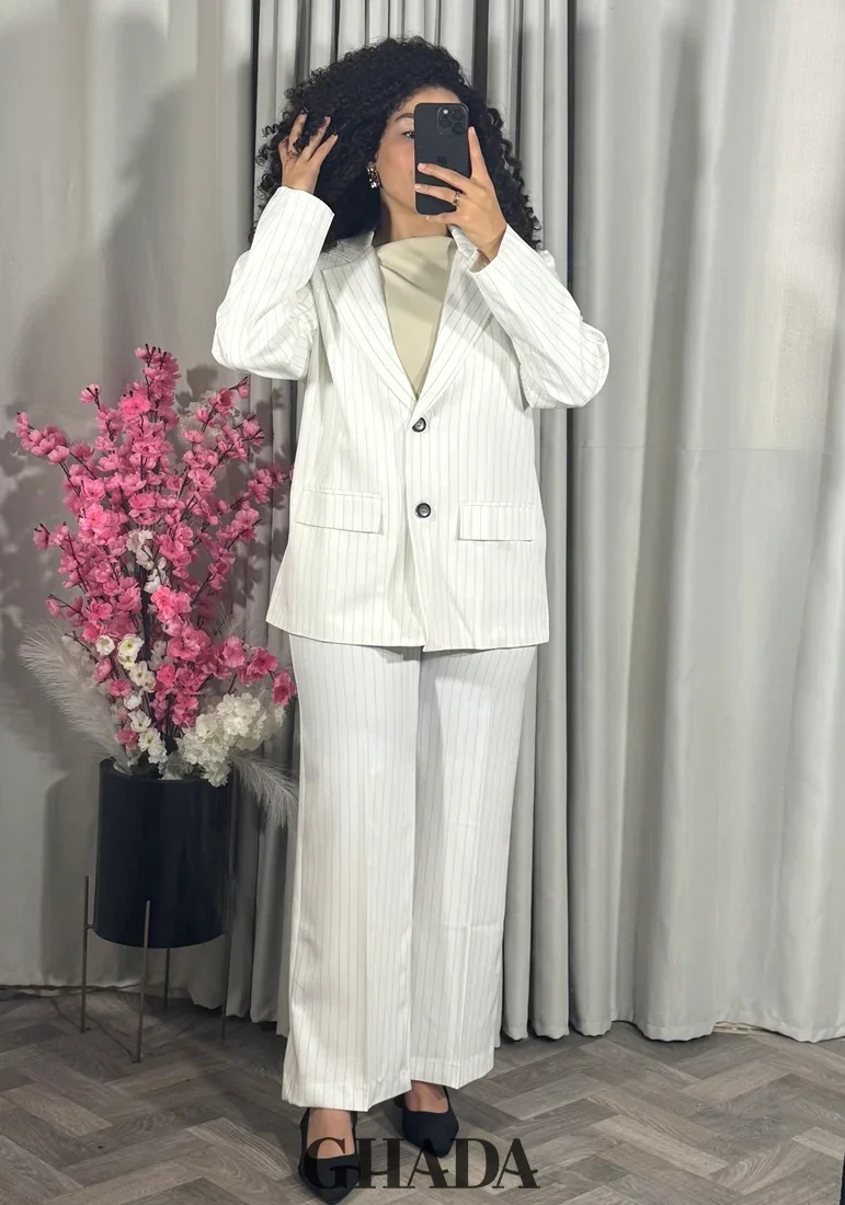 Ensemble Tailleur À Rayures - Image 1 of 4