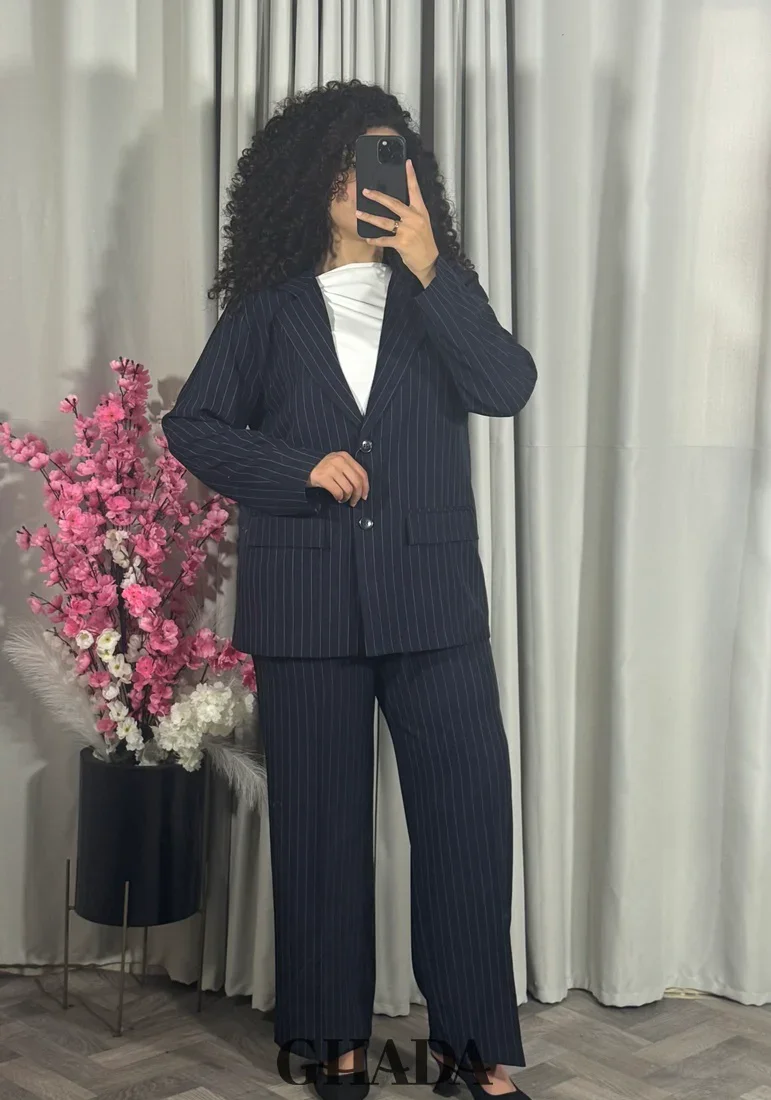 Ensemble Tailleur À Rayures - Image 1 of 4