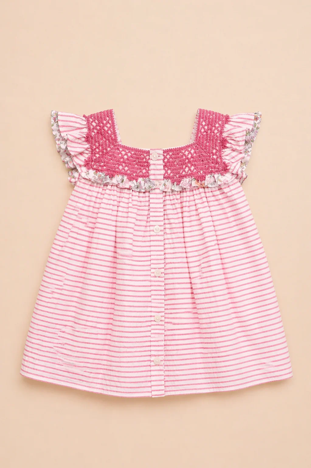 Robe Bébé Fille À Smocks – Charme Délicat & Élégance Estivale - Image 1 of 3