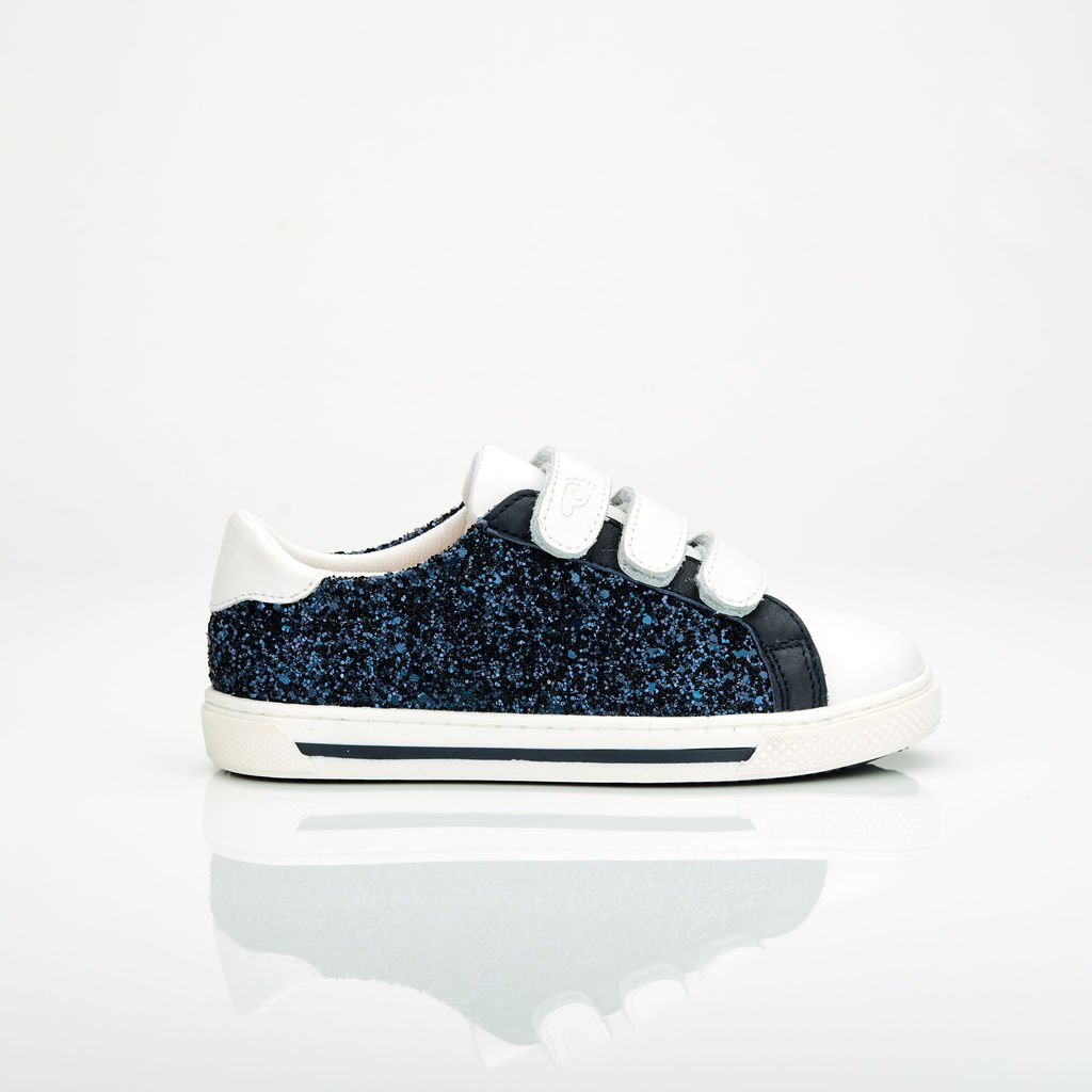 Izza Marine - Image 1 of 4