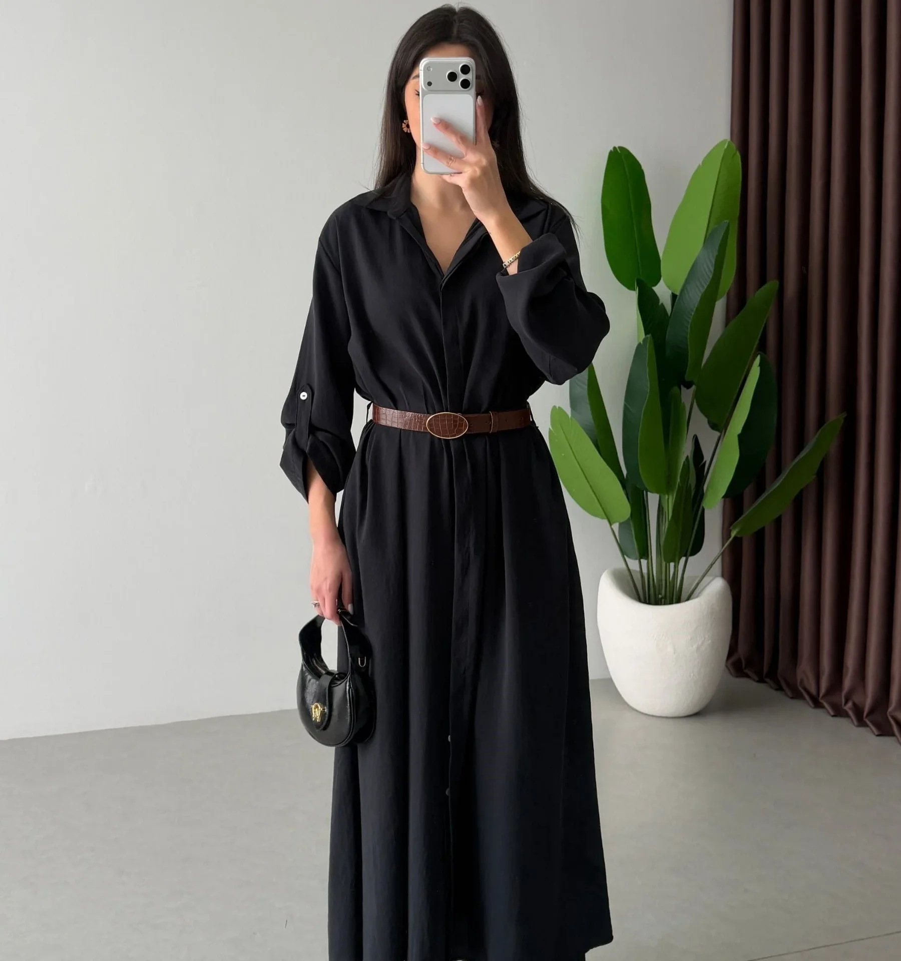 Robe D’ambre - Image 1 of 4