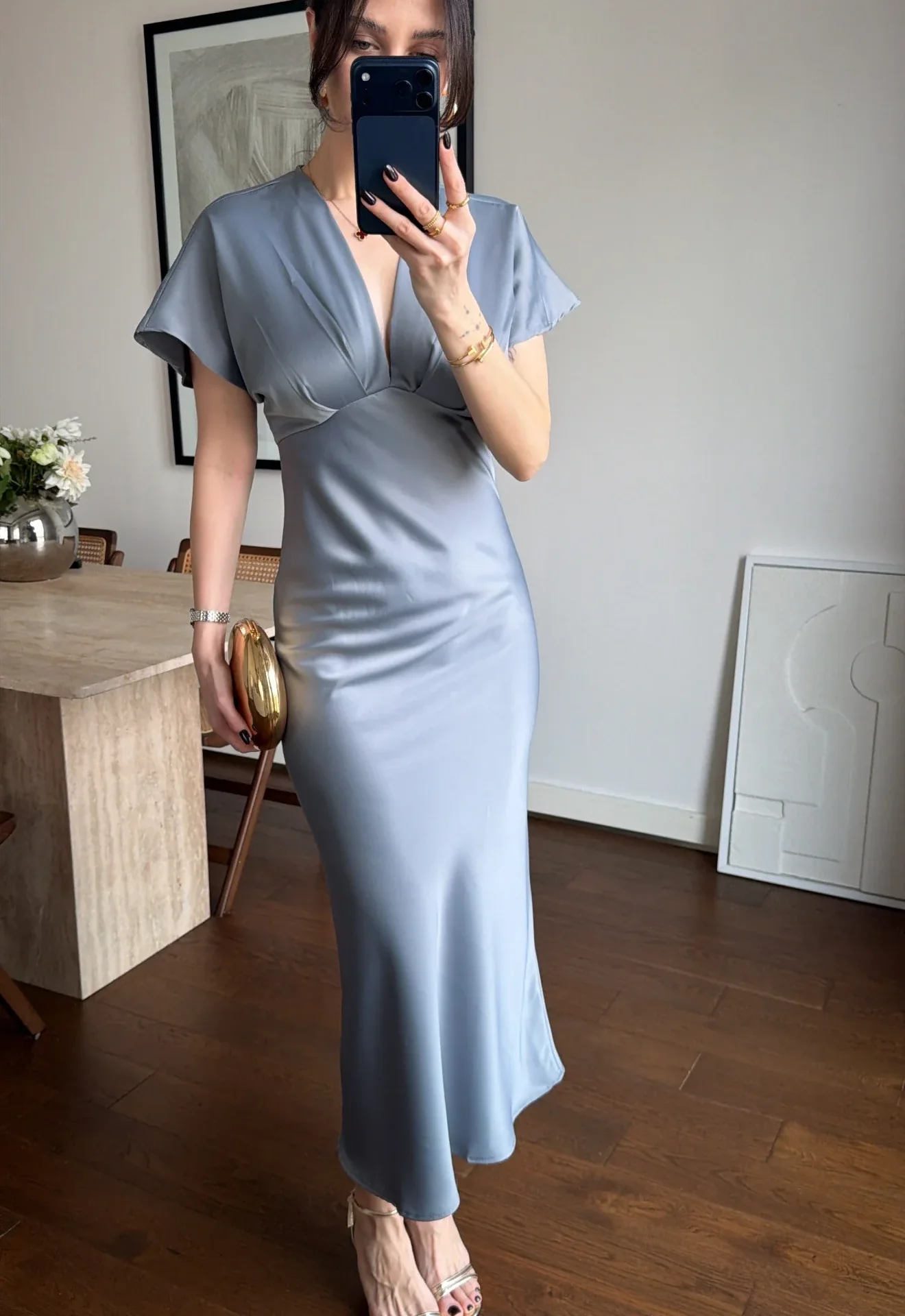 Robe Veloura - Image 1 of 4