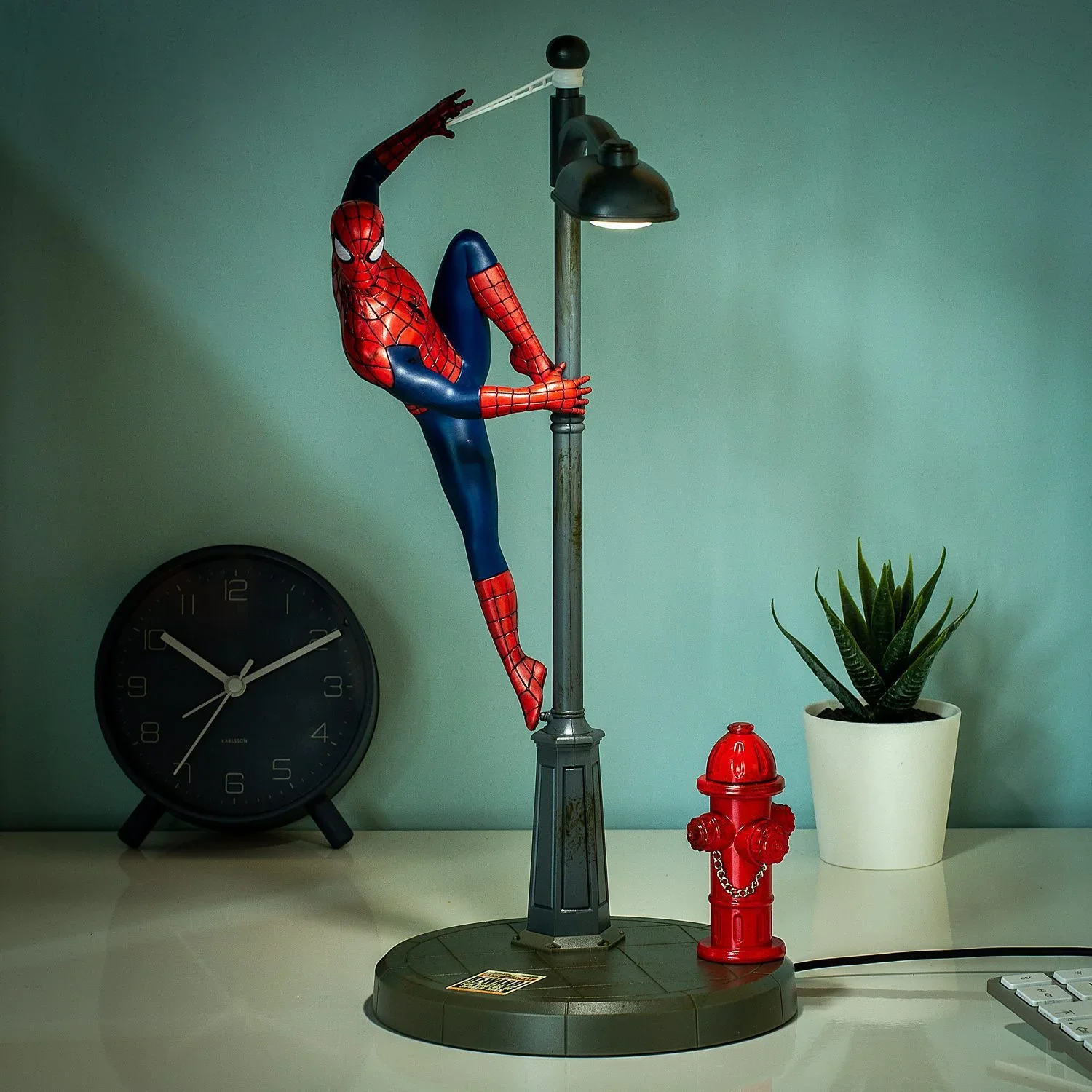 Lampe Décorative Marvel Spider-man 34cm - Image 1 of 4