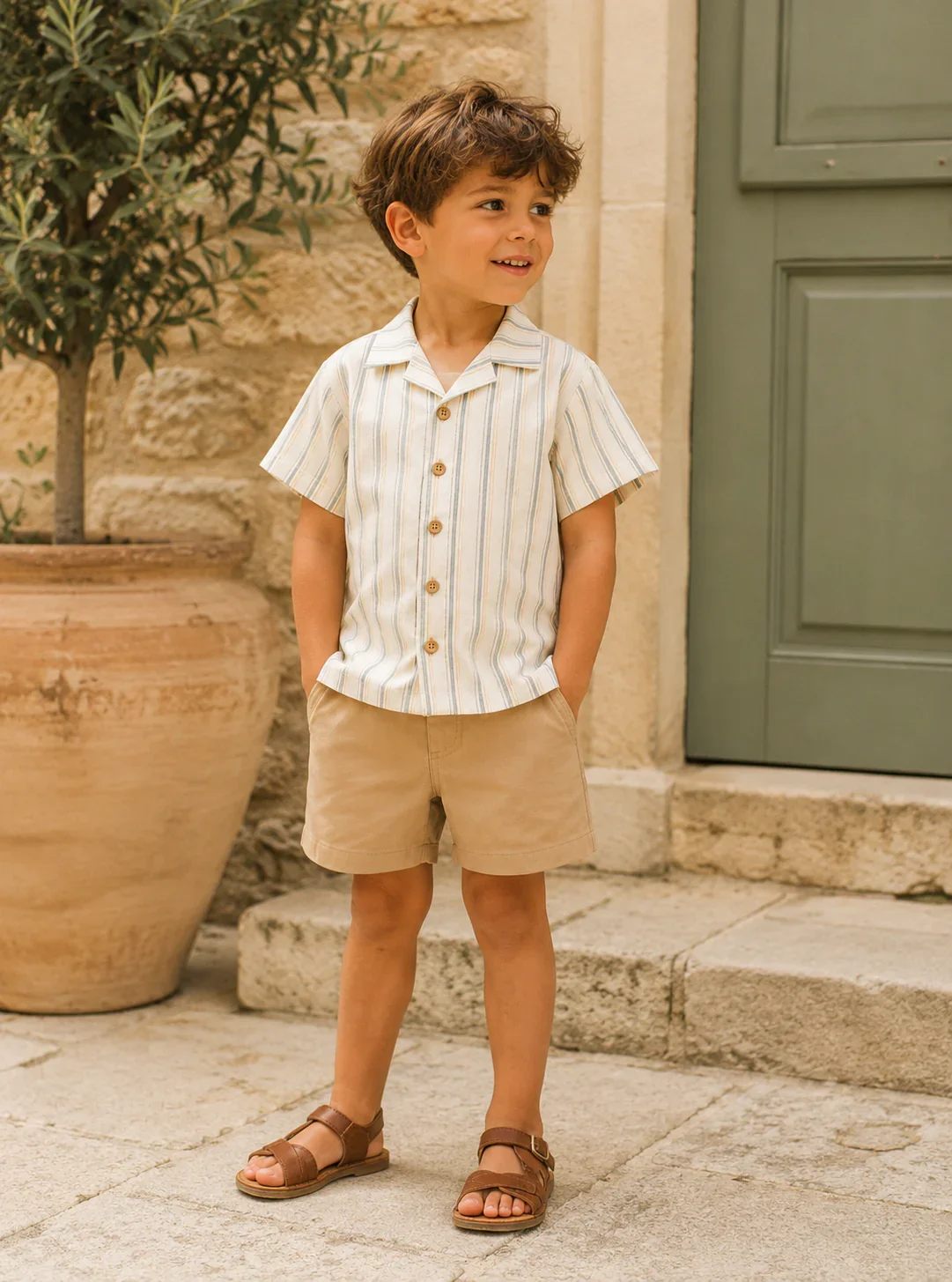 Ensemble Garçon 2 Pièces – Chemise Rayée & Short Beige - Image 1 of 4