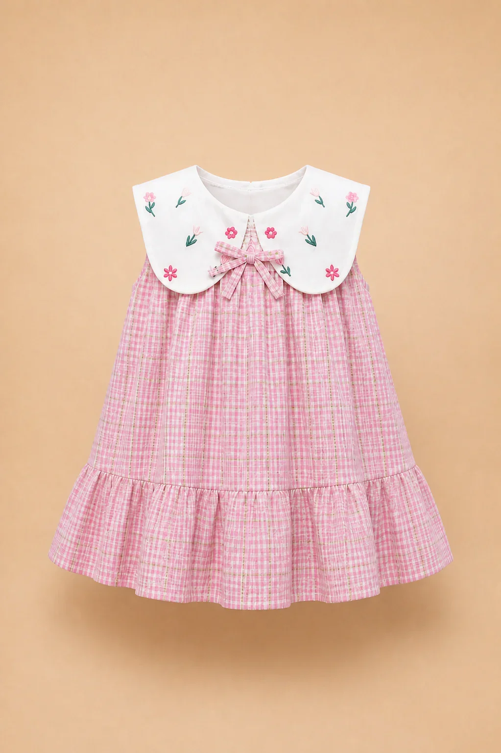 Robe Bébé Fille À Carreaux Roses Avec Col Brodé - Image 1 of 4