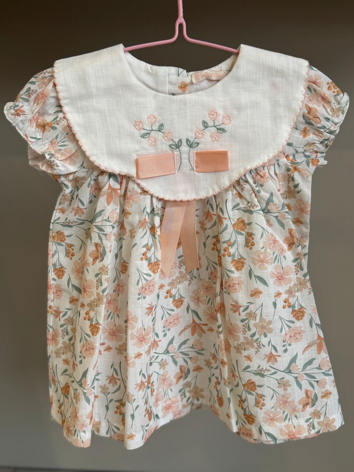 Robe Col Brodé - Image 1 of 1