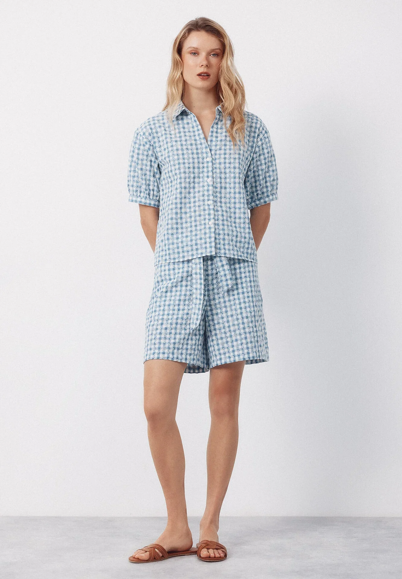 Blouse Brodée Vichy - Image 1 of 4