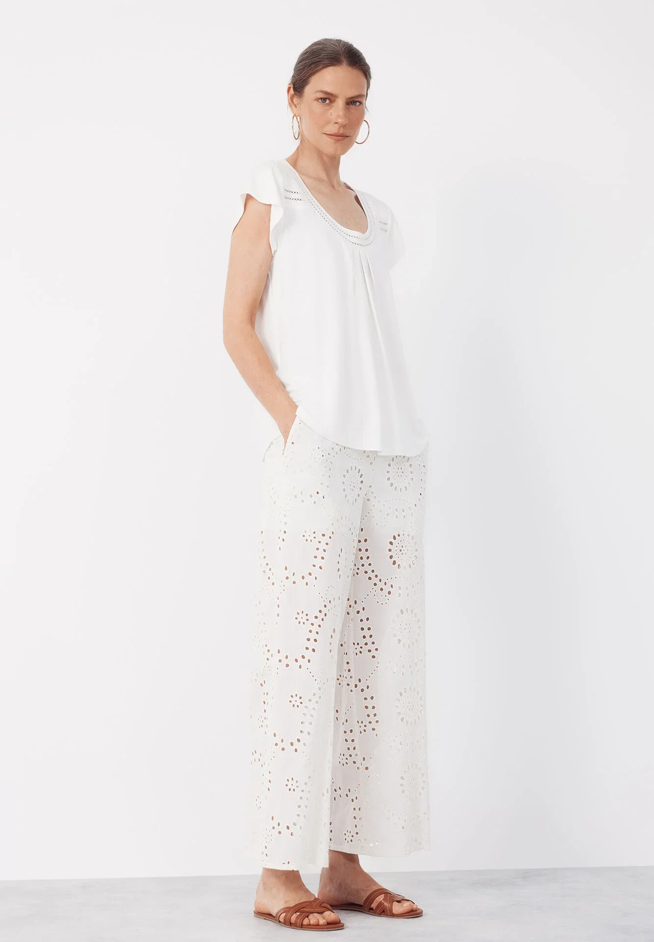 Pantalon Brodé Pour Femme - Image 1 of 4