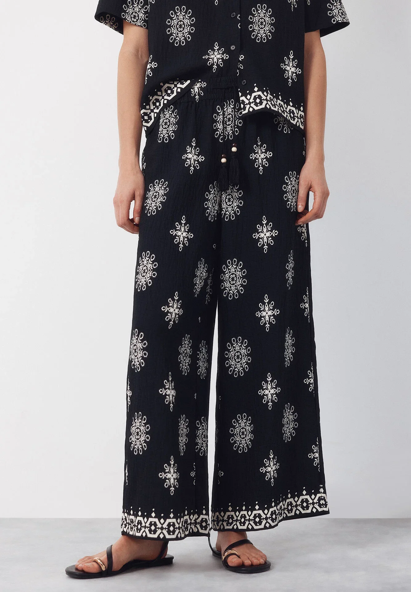 Pantalon Ample Imprimé - Image 1 of 4