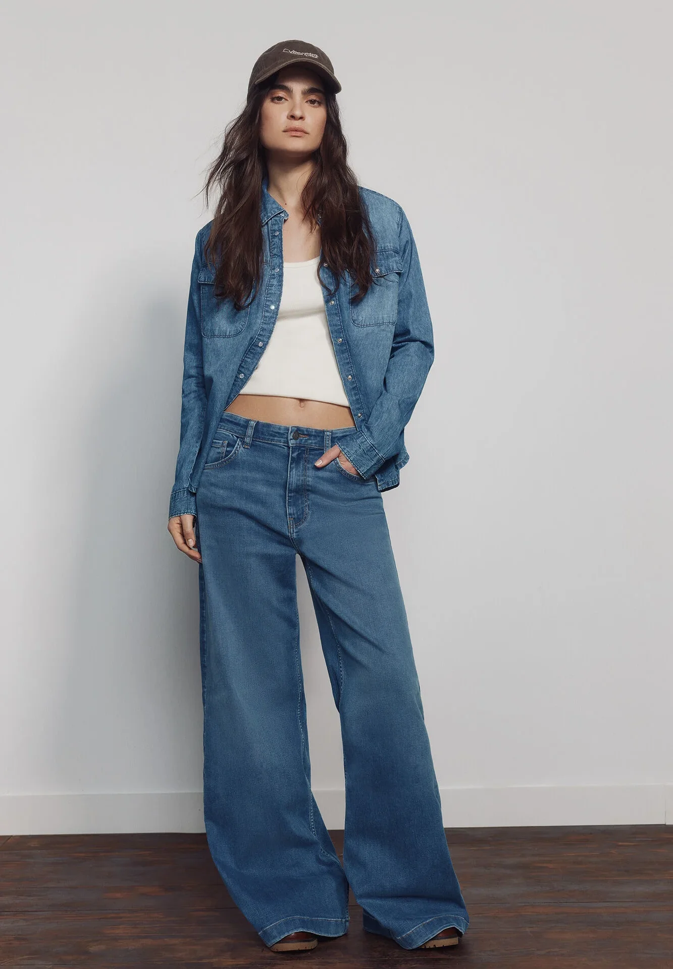Jean Taille Haute À Jambes Larges - Image 1 of 4