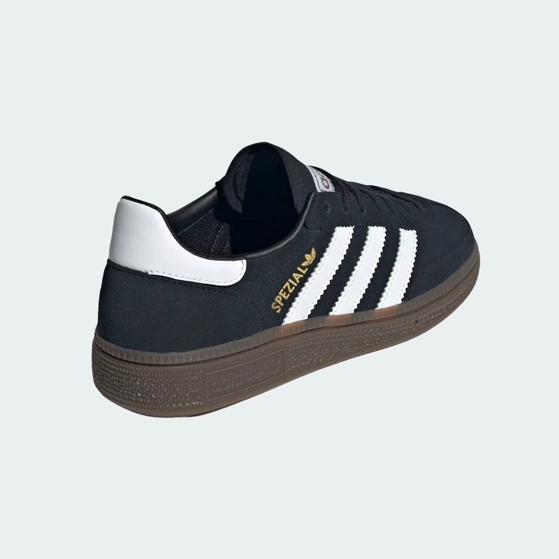 Handball Spezial - Image 1 of 4