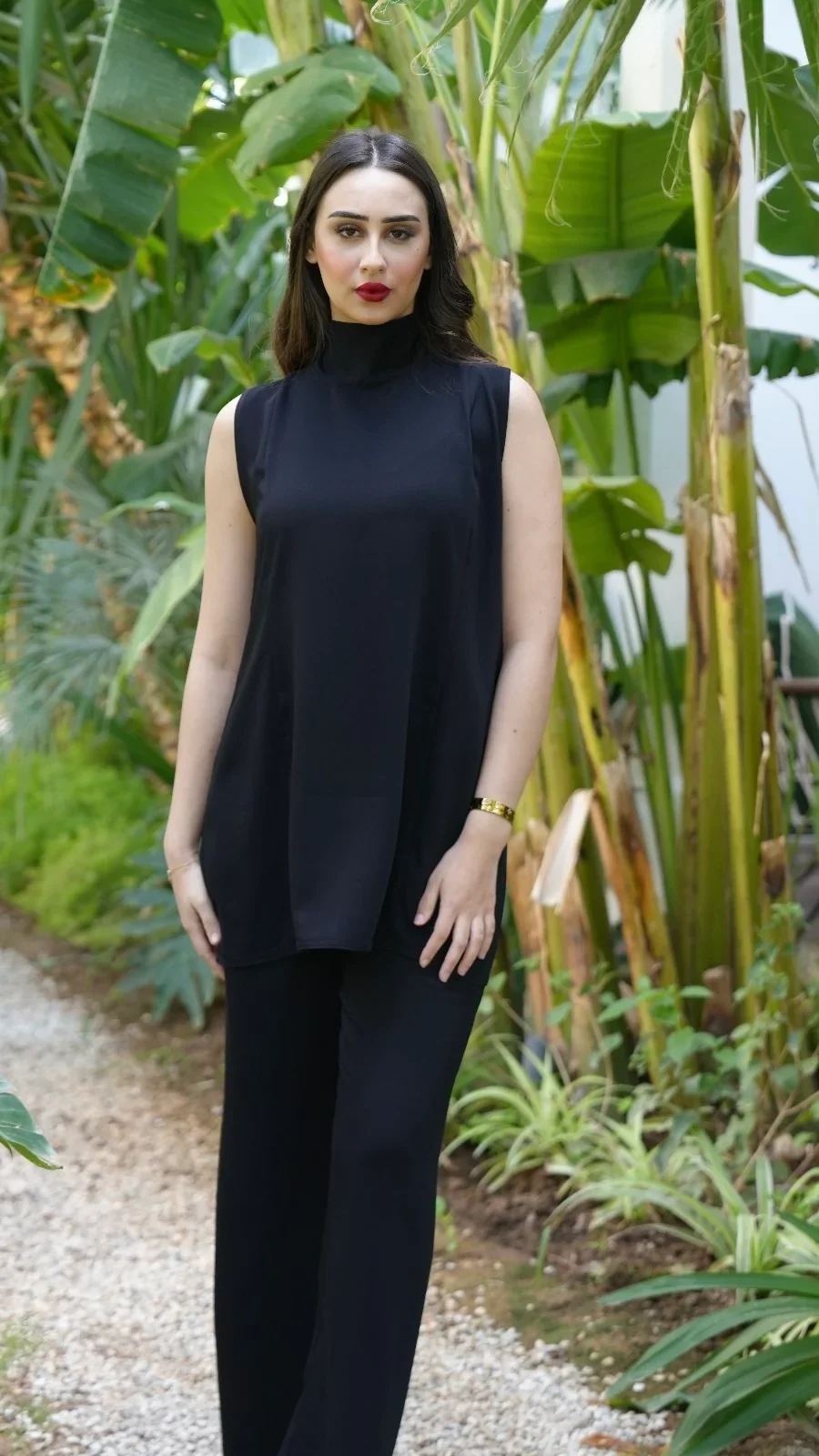 Ensemble Julia - Image 1 of 4